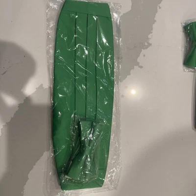 Pajarita formal y moño de poliéster a juego para hombre, verde Foto 1 de 4