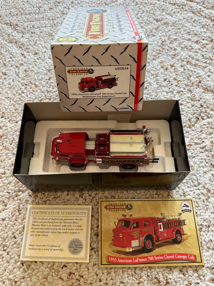 De colección Corgi 1950' American LaFrance 700 Series Departamento de Bomberos de Middletown Foto 1 de 1