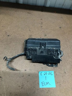 13-18 Ram 2500 3500 Front Upper Power Distribution Center AUX Fuse Box Block - Image 1 of 4