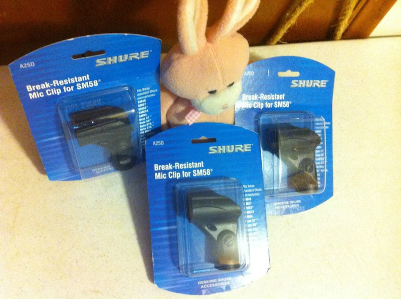 Shure A25D - holder
