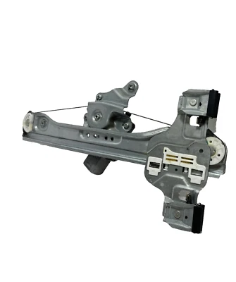 ОРИГИНАЛЬНЫЙ ПРОИЗВОДИТЕЛЬ CHEVROLET SONIC ЗАДНЯЯ ВОДИТЕЛЬСКАЯ ДВЕРЬ СТЕКЛОПОДЪЕМНИК И МОТОР 2013-2020 - Изображение 1 из 4