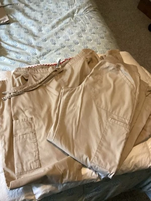 2 pares de pantalones exfoliantes tostados... mujer talla pequeña... Cherokee/Dickies Foto 1 de 4