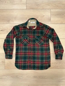 Vintage 60's Woolrich Men's Sz S/M Wool Plaid Flannel Shirt Shacket Red Green - Picture 1 of 7