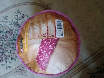 Ozark Trail girls Youth Sleeping Bag - 4 ft 8 in x 2 ft 4 in (142cm x 71cm) - Image 1 of 2