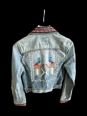 Chaqueta corta vaquera Lucky Brand para mujer denim azteca envejecida talla XS azul Foto 1 de 4