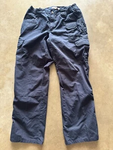 Woman’s Black Size 10 Tactical Pants: 5.11 Tactical - Picture 1 of 3