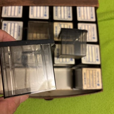 Bell & Howell 16 Slide Cube Cartridge Library Holds Up To 640 Slides - Image 1 of 4