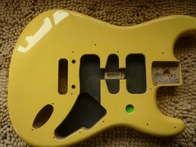 Fender Player Stratocaster Strat Body Buttercream 2 pt Bridge Inserts Great! - Image 1 of 4