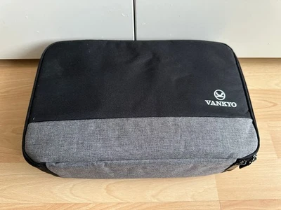 Commodore 16 - Datassette, Libro Per Datassette, Giochi, C64 A/V Adattatore ... - Immagine 1 di 4