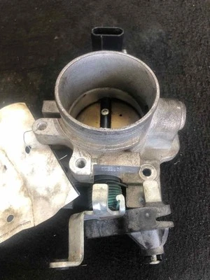 Throttle Body/valve Assy FORD FREESTAR 04 05 06 07 - Imagem 1 de 3