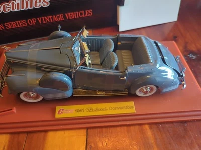 Charlestown Collectibles 1941 Packard Convertible 1/18 Scale 1/5000 Signature... - Image 1 of 4
