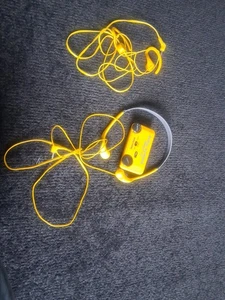 Realistic Fm/am Vintage Headphone Radio With Headphones & Earphones WORKS! - Picture 1 of 7