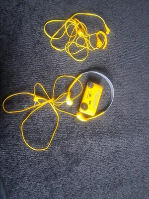 Realistic Fm/am Vintage Headphone Radio With Headphones & Earphones WORKS! - Image 1 of 4