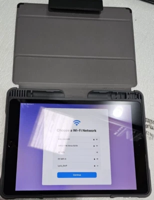 Apple iPad 7th gen (2019) 32GB WIFI ONLY Space Grey C Grade One Year Warranty - Image 1 of 4