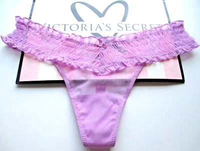 VICTORIA'S SECRET Tanga Panty Encaje Calado VS Púrpura S M Volantes Malla Nuevo con Etiquetas Foto 1 de 4