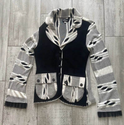 Blazer tejido Elaris blanco y negro talla S usado Foto 1 de 4