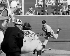 MLB 1961 New York Yankees Whitey Ford on the Mound World Series 8 X 10 Photo Pic