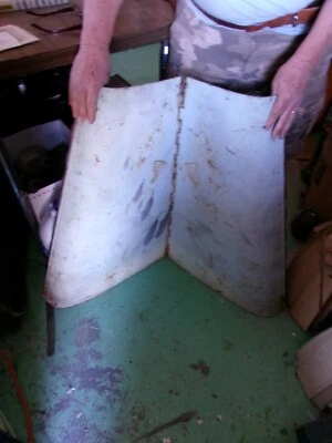 Campana con bisagras American Austin 1930-34 se adapta a la serie A, 275s, 375s, 475s. Foto 1 de 4