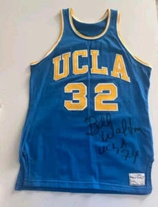 BILL WALTON JOHN WOODEN SIGNED UCLA BRUINS BASKETBALL ISSUED SANDKNIT JERSEY PSA - Picture 1 of 10