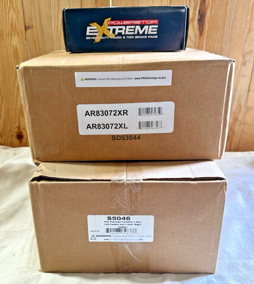 Kits de actualización de frenos traseros PowerStop Z36 con pinzas para Jeep Liberty Dodge Nitro Foto 1 de 4
