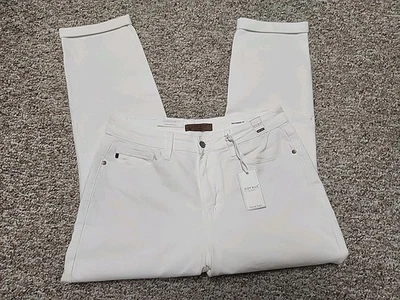 NWT Judy White Boyfriend Jeans High Rise Double Cuff Size 14W  - Image 1 of 4