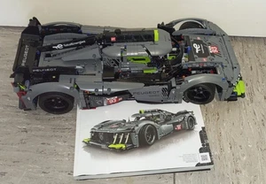 LEGO TECHNIC: Peugeot 9x8 24 h Le Mans Hybrid Hypercar (42156) - Bild 1 von 5