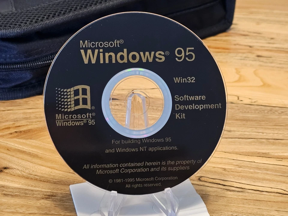 ULTRA RARO: Microsoft Windows 95 (y NT) Win32 SDK (no beta) Foto 1 de 1