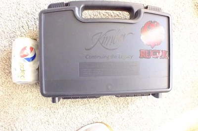 CAJA RÍGIDA DE FÁBRICA PARA PISTOLA KIMBER PRO ENCUBIERTA 1911 45 ACP BLOQUEO INCLUIDO Foto 1 de 4
