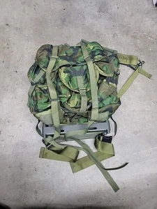 Zaino militare vintage BDU LC-1/2 US Army con struttura in metallo - Foto 1 di 9