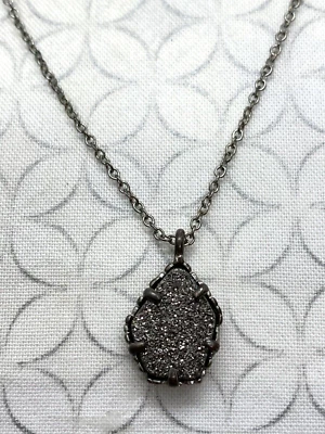 Kendra Scott Catherine Necklace Platinum Drusy Silver Tone Well Used - Imagem 1 de 4