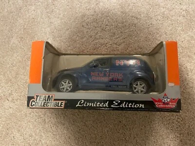 Coche de juguete New York Rangers Chrysler panel Cruiser escala 1:24 edición limitada Foto 1 de 2