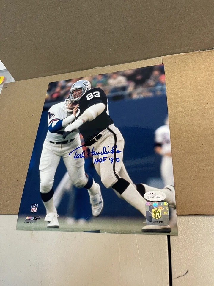 OAKLAND RAIDERS Ted Hendricks SIGNED AUTO 8X10 PHOTO HOF 1990  JSA COA PF Pose - Image 1 of 1