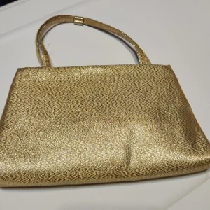 Vintage Gold Lame Evening Bag, Mid Century Look Formal HandBag clutch clasp - Picture 1 of 9