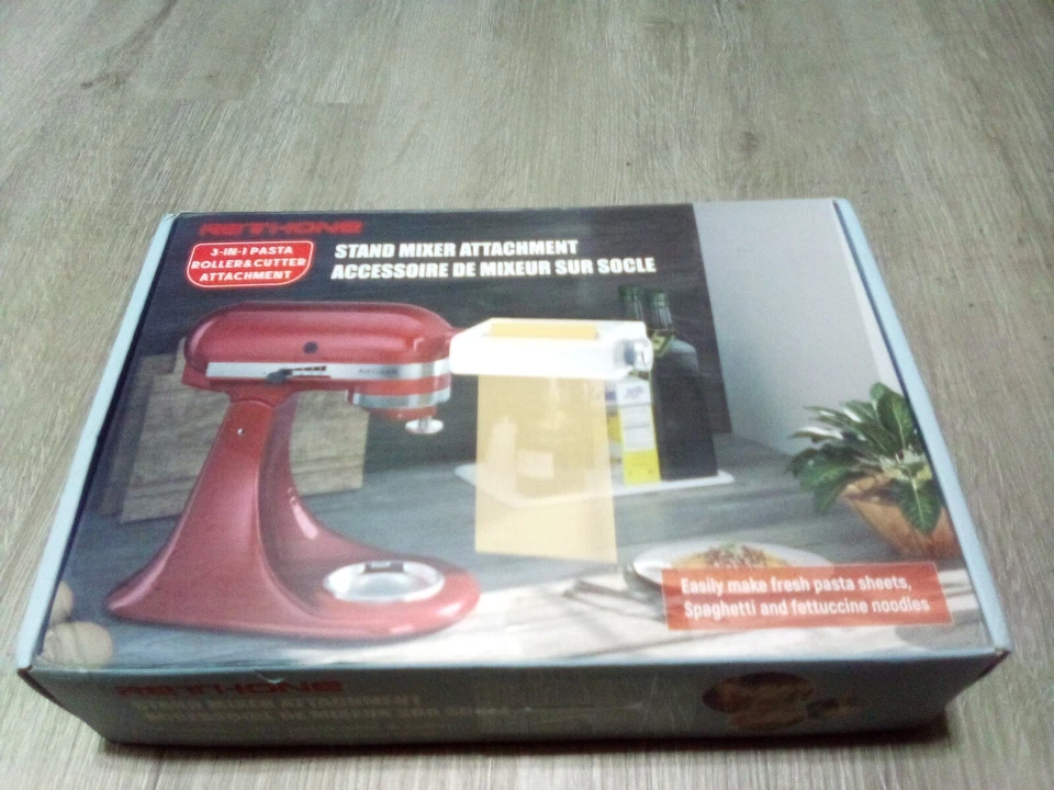 Rodillo de pasta y accesorio cortador Rethone blanco 3 en 1 para KitchenAid usado Foto 1 de 1