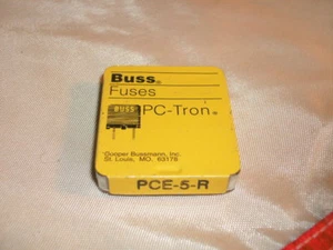 BUSSMANN PC-TRON PCE-5-R FUSIBLES RADIALES CON PLOMO 5A 125V PCE5R - CAJA DE 5 - Imagen 1 de 2