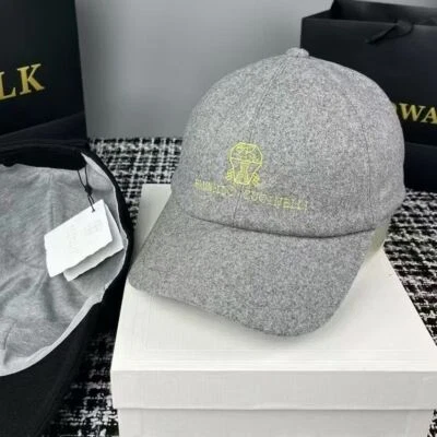 Sombrero de protección solar de cachemir BC Foto 1 de 4