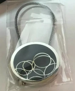 ACME Studio Schlüsselanhänger "New York Metropolitan Opera" doppelseitig Emaille NEU - Bild 1 von 2