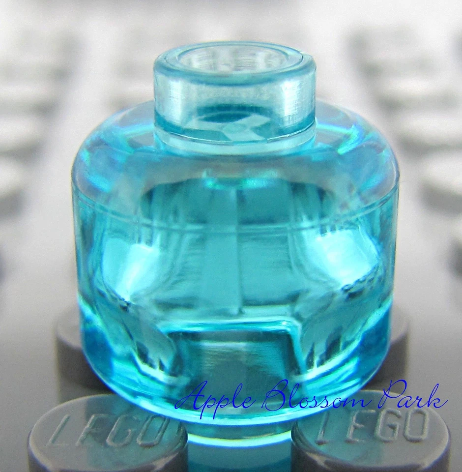 NEW Lego TRANS LIGHT BLUE MINIFIG HEAD - Plain Clear/Translucent Alien Head - Image 1 of 1