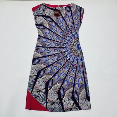 ETRO 42 US/6 缎面迷你连衣裙佩斯利多色孔雀印花尺寸全新带标签 1,780 美元 — 第 1/4 张图片