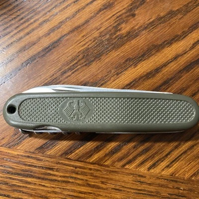 Cuchillo utilitario de oficiales de estilo alemán multiherramienta Od verde solo está libre de óxido marca  Foto 1 de 4
