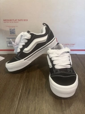 Vans Knu Skool Niños Unisex Talla 12.5 Zapatos Negro, Blanco Foto 1 de 4