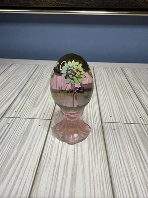 FENTON Handpainted ART GLASS EGG Paperweight SIGNED 85/3000 Pink - Topiary Foto 1 de 4
