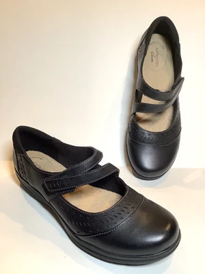 Collection by Clarks Womens 9 M Cheyn Lola Mary Janes Shoes Black Leather - Image 1 of 4