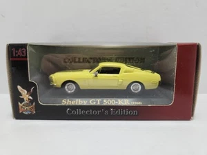 Road Signature '68 Shelby GT-500-KR 1/43 Scale Yellow Black Striped New - Picture 1 of 6