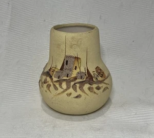Vaso artigianale vintage in ceramica artistica firmato 4,5”T 2,5”D dipinto a mano artigianale - Foto 1 di 8