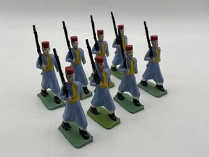 Figuras plástico soldados desfile casco Adrian 54mm vintage 1:32 - Imagen 1 de 2