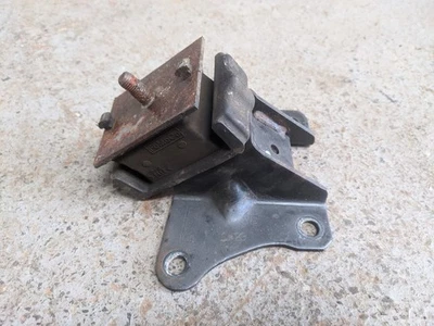 MAZDA BT50 2.5 DI ENGINE MOUNT II - Image 1 of 2