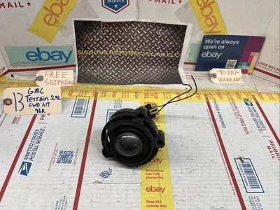 10-15 GMC TERRAIN LUZ ANTINIEBLA LÁMPARA con BOMBILLA # 10335108 (SE ADAPTA: IZQUIERDA / DERECHA) OEM Foto 1 de 4