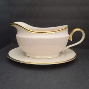 LENOX DIMENSION COLLECTION ETERNAL FOOTED GRAVY BOAT w/UNDERPLATE - Picture 1 of 15