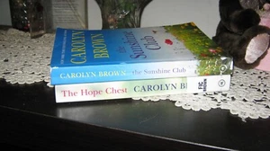 Carolyn Brown ""The Sunshine Club & The Hope Chest"" M-770 - Bild 1 von 5